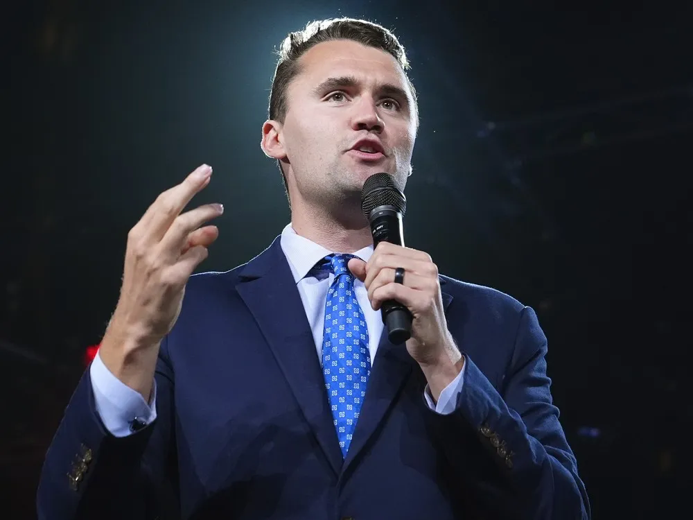 Asesinan a Charlie Kirk uno de los líderes conservadores más reconocidos.
